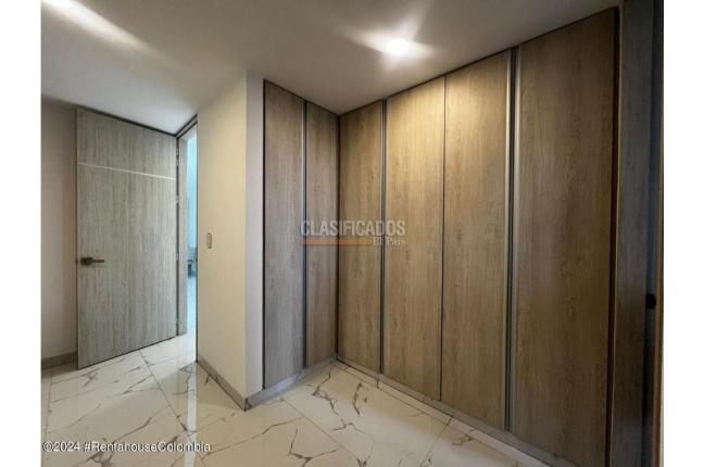 Casas, Alquiler, Los Patios - $25.000.000