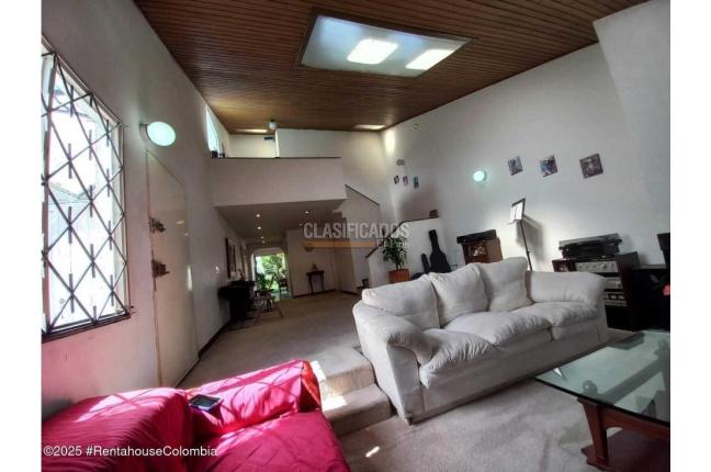 Casas, Venta, Bogotá - $1.400.000.000