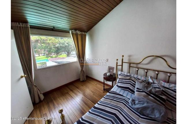 Casas, Venta, Bogotá - $1.400.000.000