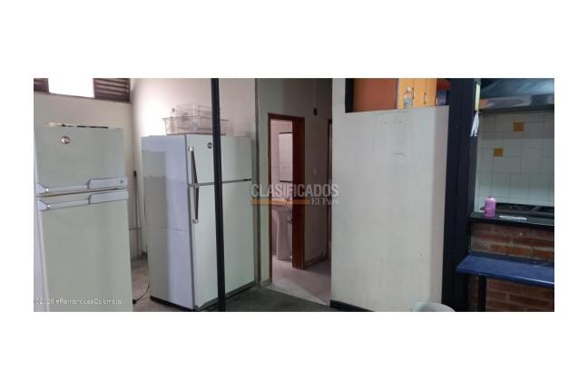 Locales y Bodegas, Venta, Bogotá - $1.350.000.000