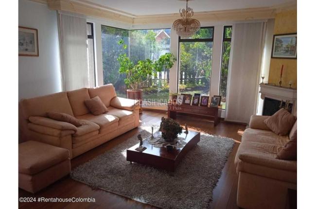 Casas, Venta, Bogotá - $2.500.000.000