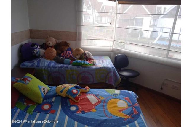 Casas, Venta, Bogotá - $2.500.000.000