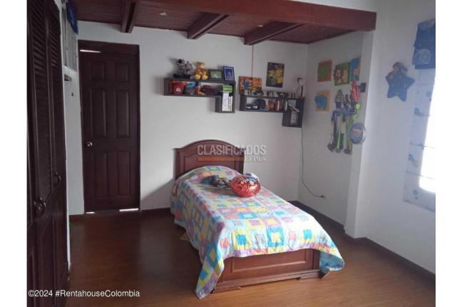 Casas, Venta, Bogotá - $2.500.000.000