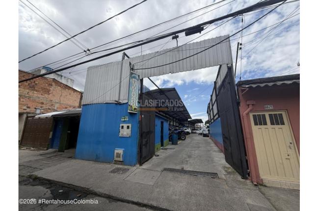 Locales y Bodegas, Venta, Bogotá - $3.000.000.000