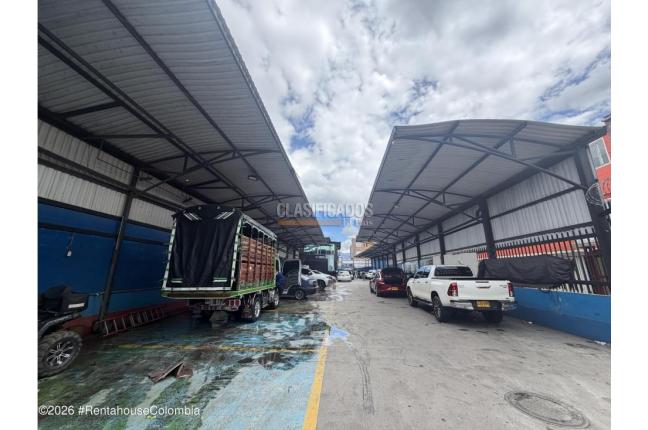 Locales y Bodegas, Venta, Bogotá - $3.000.000.000