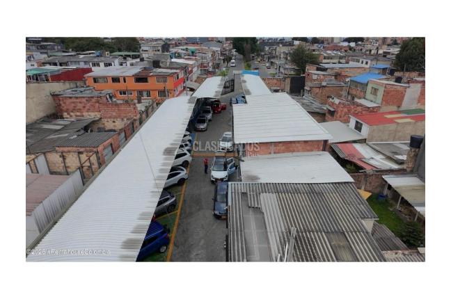 Locales y Bodegas, Venta, Bogotá - $3.000.000.000