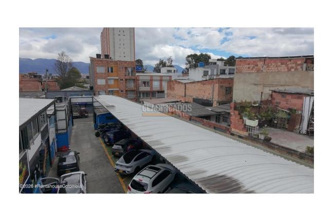 Locales y Bodegas, Venta, Bogotá - $3.000.000.000