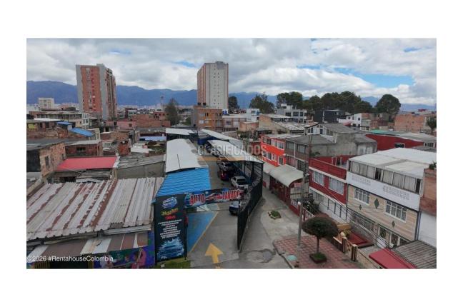 Locales y Bodegas, Venta, Bogotá - $3.000.000.000