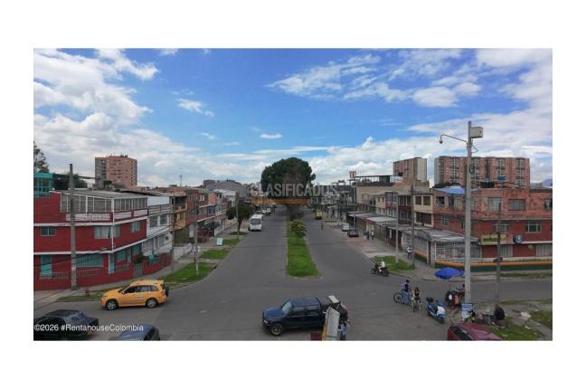 Locales y Bodegas, Venta, Bogotá - $3.000.000.000