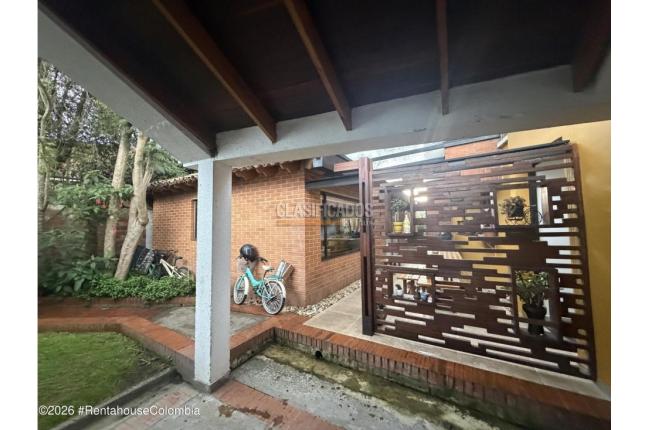 Casas, Venta, Bogotá - $2.500.000.000