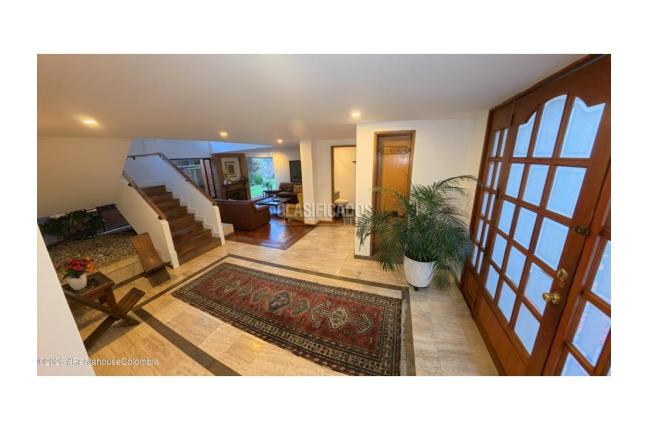 Casas, Venta, Bogotá - $2.500.000.000