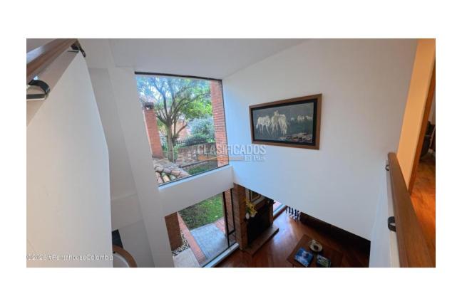 Casas, Venta, Bogotá - $2.500.000.000