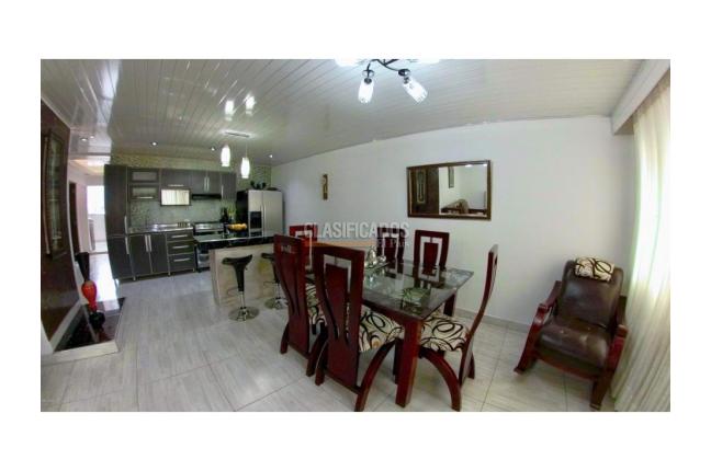 Casas, Venta, Bogotá - $1.500.000.000