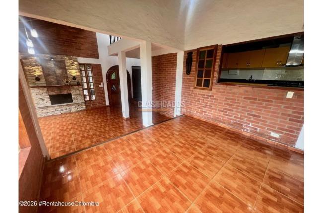 Casas, Alquiler, La Calera - $6.800.000