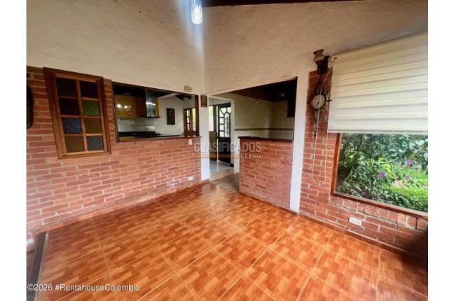 Casas, Alquiler, La Calera - $7.000.000