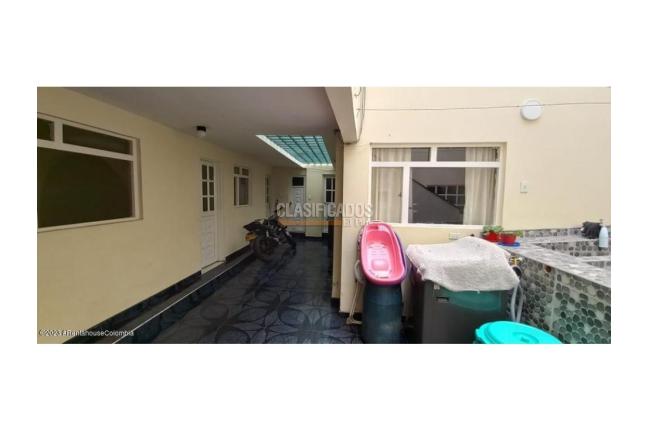 Casas, Venta, Bogotá - $610.000.000