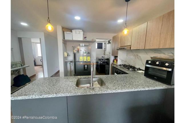 Apartamentos, Venta, Cota - $310.000.000