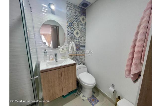 Apartamentos, Venta, Cota - $310.000.000