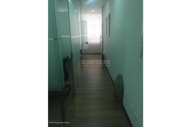 Oficinas y Consultorios, Venta, Bogotá - $330.000.000