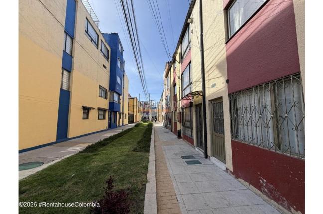 Casas, Venta, Bogotá - $390.000.000