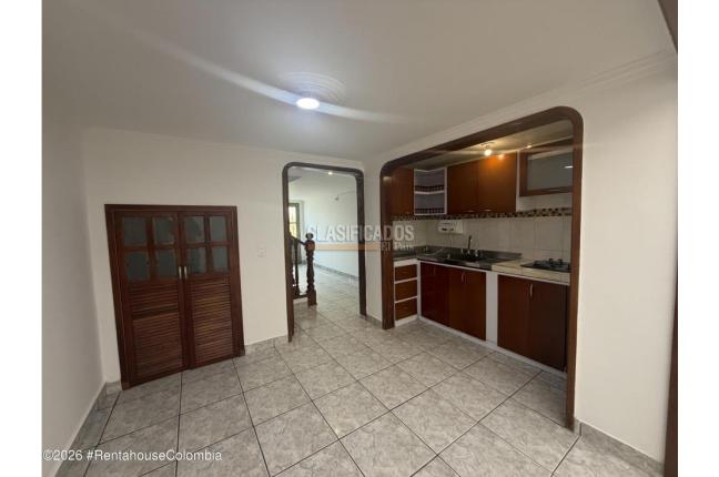 Casas, Venta, Bogotá - $390.000.000
