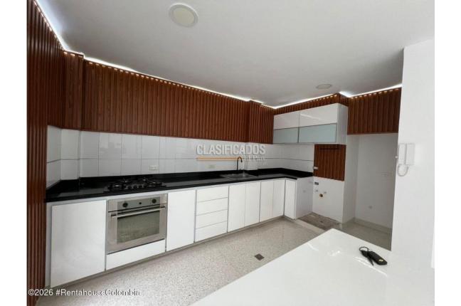 Casas, Alquiler, Los Patios - $3.500.000