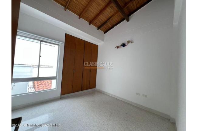 Casas, Alquiler, Los Patios - $3.500.000