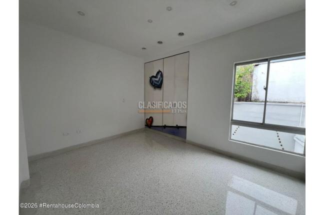 Casas, Alquiler, Los Patios - $3.500.000