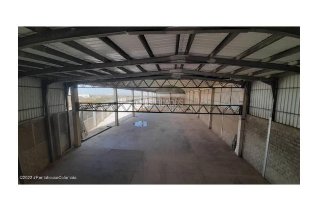 Locales y Bodegas, Venta, Barranquilla - $5.000.000.000