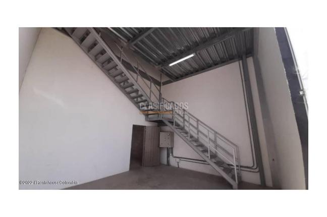 Locales y Bodegas, Venta, Barranquilla - $5.000.000.000