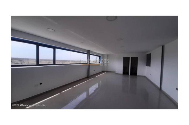 Locales y Bodegas, Venta, Barranquilla - $5.000.000.000