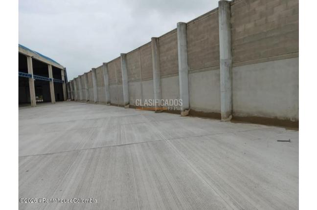 Locales y Bodegas, Venta, Barranquilla - $5.000.000.000