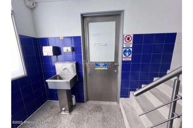 Locales y Bodegas, Venta, Bogotá - $1.345.000.000