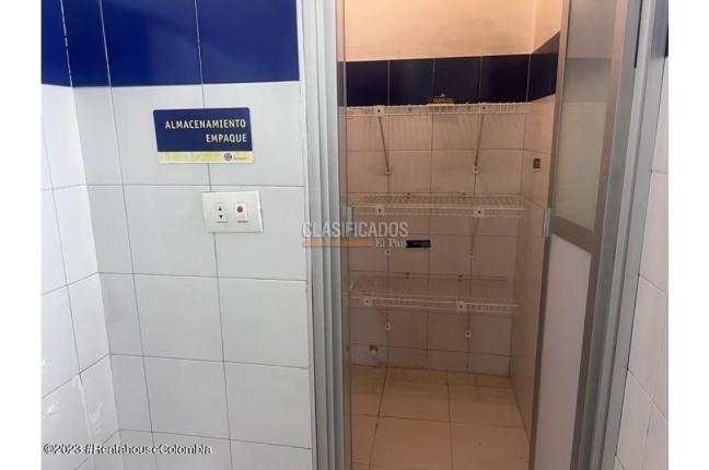 Locales y Bodegas, Venta, Bogotá - $1.345.000.000