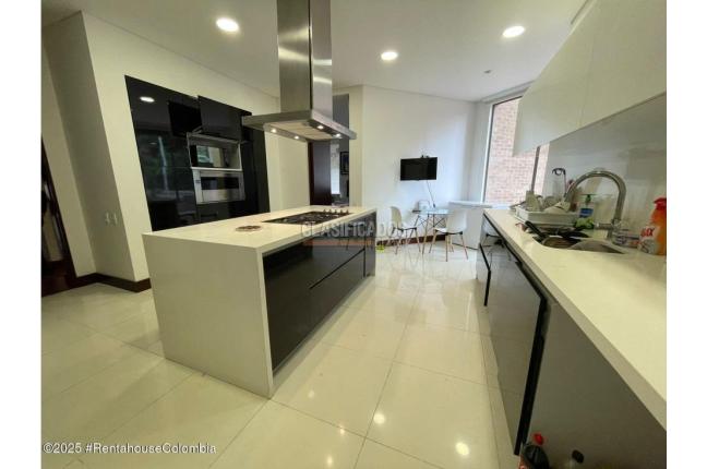 Apartamentos, Venta, Bogotá - $2.800.000.000