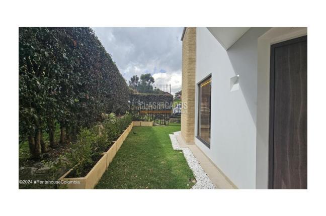 Casas, Venta, Bogotá - $4.200.000.000