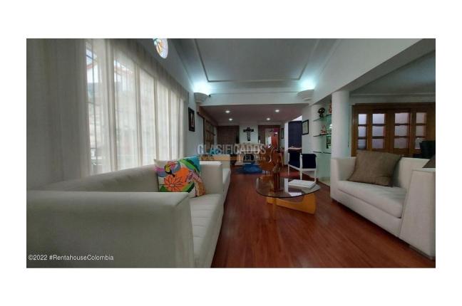 Casas, Venta, Bogotá - $2.000.000.000