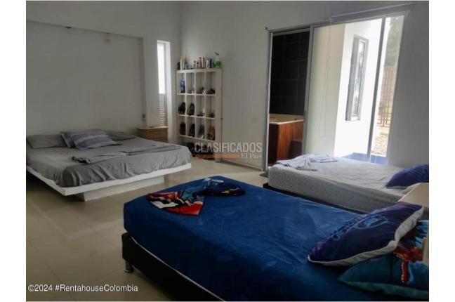 Casas, Venta, Melgar - $990.000.000