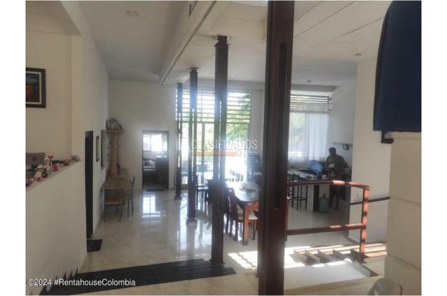 Casas, Venta, Melgar - $990.000.000