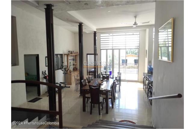 Casas, Venta, Melgar - $990.000.000