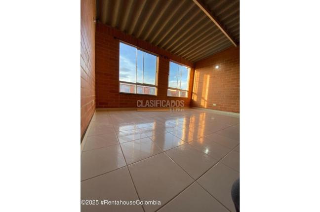 Apartamentos, Venta, Madrid - $190.000.000