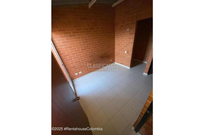 Apartamentos, Venta, Madrid - $190.000.000