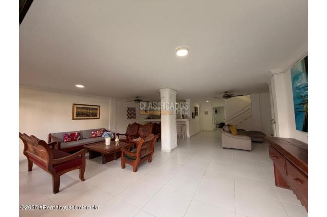 Casas, Alquiler en Santa Marta