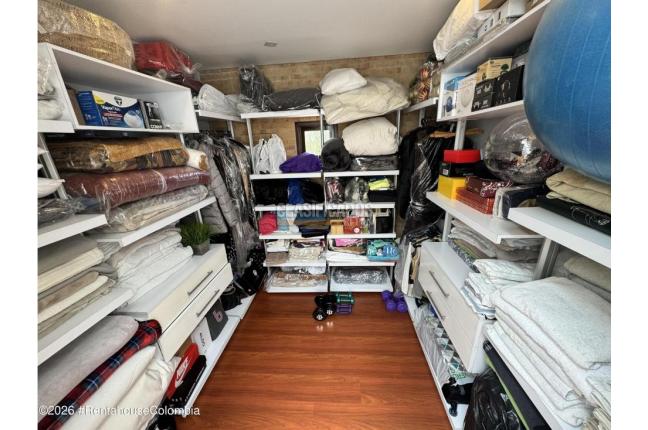 Casas, Venta, Bogotá - $2.700.000.000