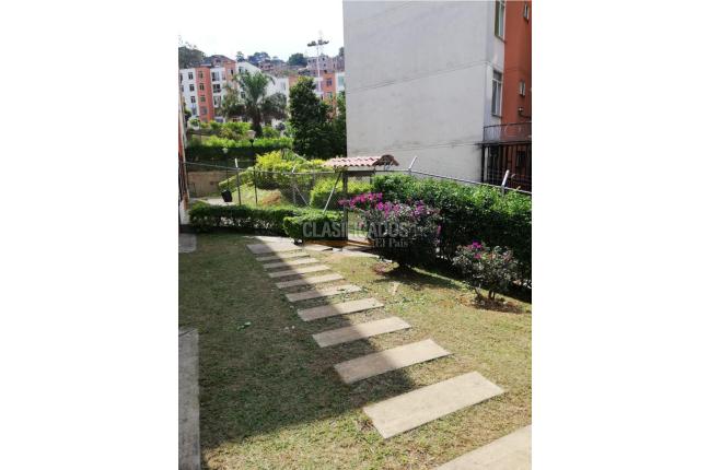 Apartamentos, Venta, Prados del Sur - $135.000.000
