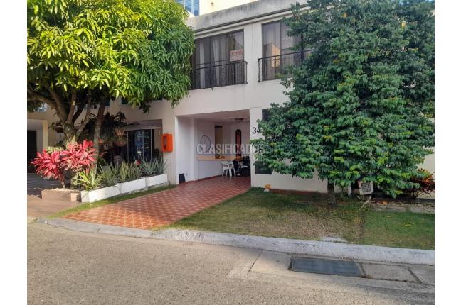 Casas, Venta en La Hacienda