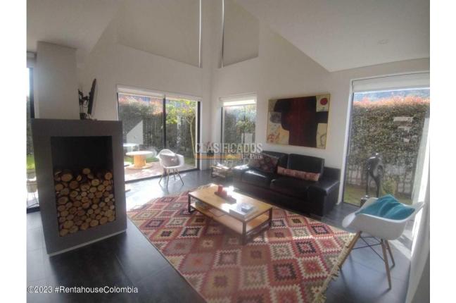 Casas, Venta, Cota - $900.000.000