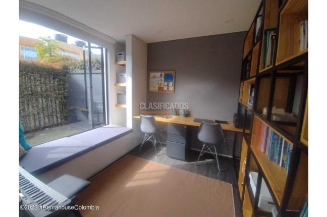 Casas, Venta, Cota - $900.000.000