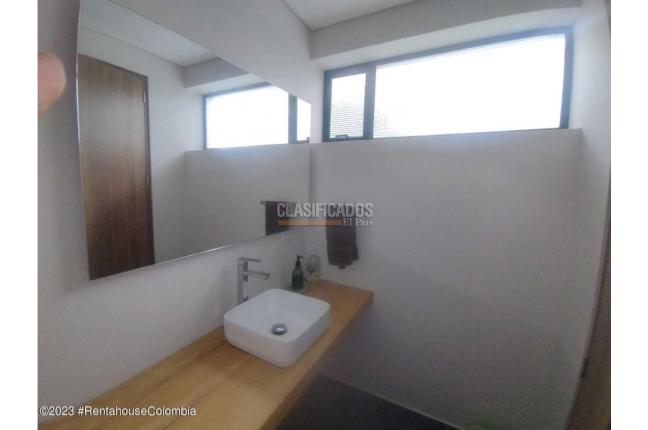 Casas, Venta, Cota - $900.000.000