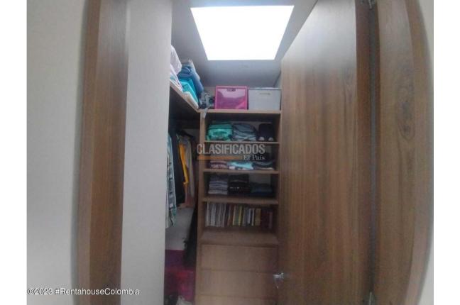 Casas, Venta, Cota - $900.000.000